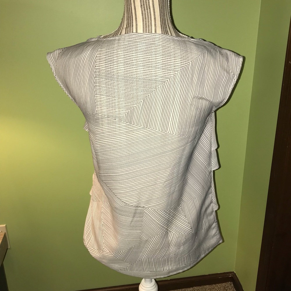 LOFT RUFFLE TOP - Picture 3 of 4